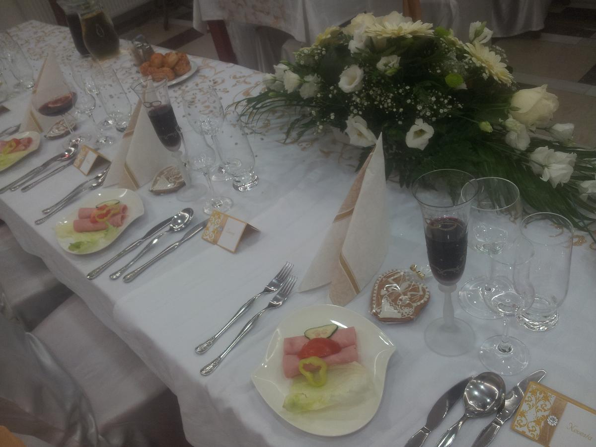 Hotel Central Sala Экстерьер фото